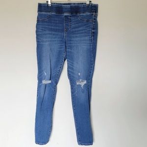 Old Navy Super Skinny Distressed Pull-On Jeggings